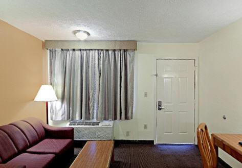 Rodeway Inn Canton Exterior foto